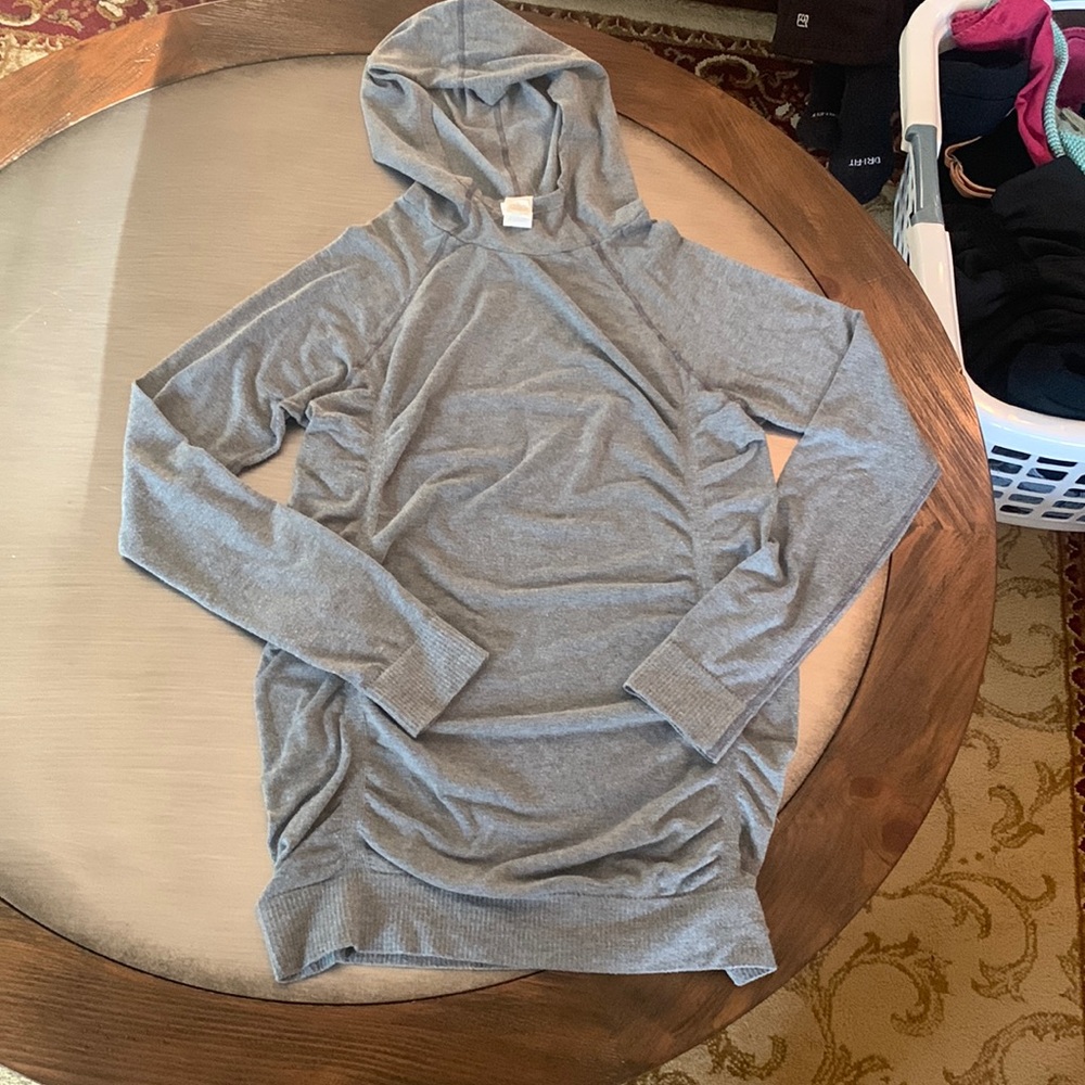 Fabletics Gray Athletic Long-sleeve